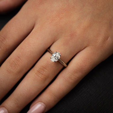 Luminesce Lab Grown 1 Carat Diamond Oval Solitaire Ring in Platinum