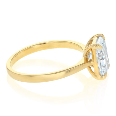 Luminesce Lab Grown 2 Carats Certified Radiant Diamond Solitaire Ring in 18ct Yellow Gold