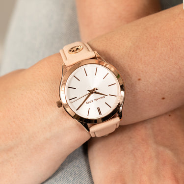 Michael Kors  Slim Runway MK7545