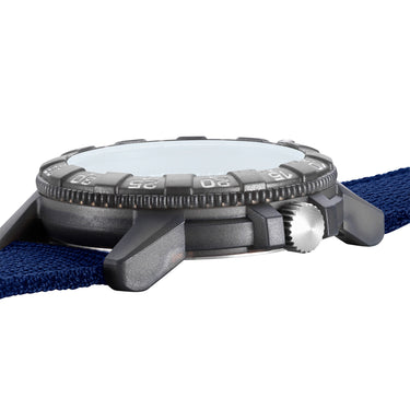 Luminox 2025 Red Bull Ampol Racing XS0321ARB1 Limited Edition