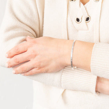 Sterling Silver Textured 4mm Herringbone 19cm Bracelet