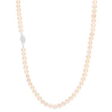 White Freshwater Fish Clasp Pearl Necklace