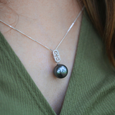 Sterling Silver 12mm Tahitian Pearl & Zirconia Pendant with 45cm chain