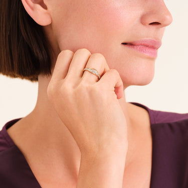 Rosefield Pave Wave Gold Ring
