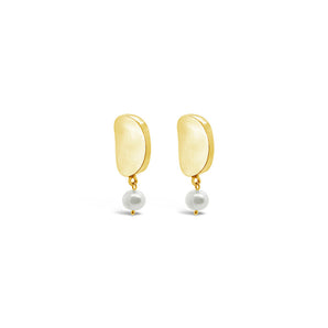 Ichu Curved Pearl Earrings Gold - RP1607G | Ice Jewellery Australia